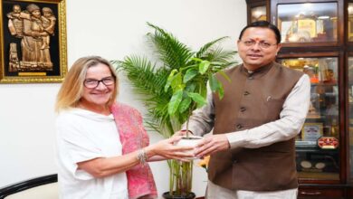 Uttarakhand News: ऋषिकेश में फिर गूंजेगी बीटल्स की कहानी! ऑस्कर विजेता निर्देशक की फिल्म की फरवरी 2027 में होगी शूटिंग, CM धामी से मिले अंतरराष्ट्रीय फिल्म निर्माता…