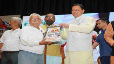 Uttarakhand News: CM धामी का बड़ा कदम, वन क्लिक से 9.93 लाख पेंशनरों को 147.34 करोड़ की पेंशन जारी; बोले- वृद्धजन परिवार के सुरक्षाकवच…..