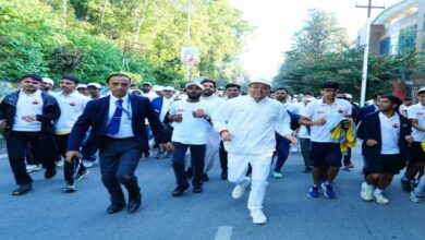Uttarakhand News: CM धामी ने ‘ड्रग फ्री उत्तराखण्ड वॉकथॉन’ को दिखाई हरी झंडी, युवाओं से नशामुक्त उत्तराखंड बनाने की अपील…..